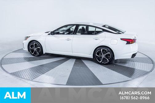 2025 Nissan Altima SR FWD