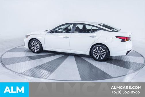 Glacier White 2025 Nissan Altima 2.5 SV