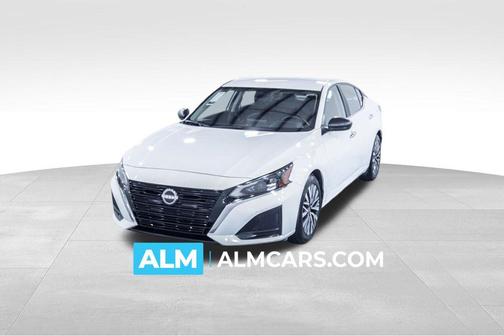 Glacier White 2025 Nissan Altima 2.5 SV