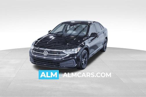 Deep Black Pearl 2024 Volkswagen Jetta 1.5T SE