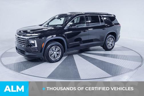 2024 Chevrolet Traverse LT