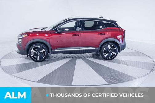 2025 Nissan Kicks SR