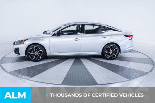 2025 Nissan Altima SR FWD