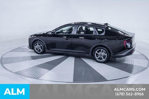Aurora Black Pearl 2025 Kia K4 LXS