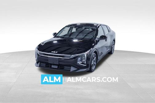 Aurora Black Pearl 2025 Kia K4 LXS