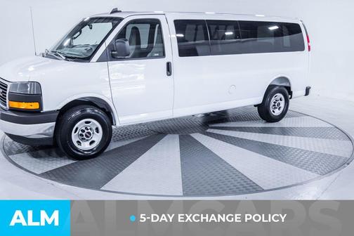 Summit White 2025 GMC Savana 3500 RWD 3500 Extended Wheelbase LT