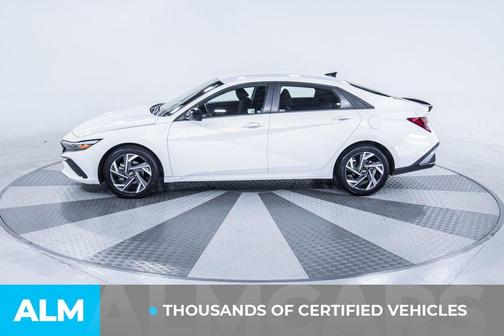 2025 Hyundai ELANTRA Sport