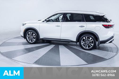 Majestic White 2024 INFINITI QX60 Luxe
