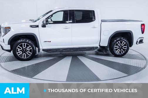 Summit White 2023 GMC Sierra 1500 AT4