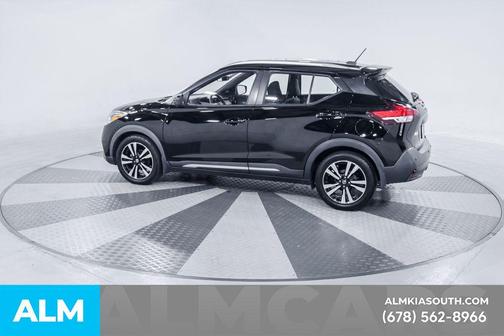 2020 Nissan Kicks SR