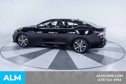 2023 Nissan Maxima SL