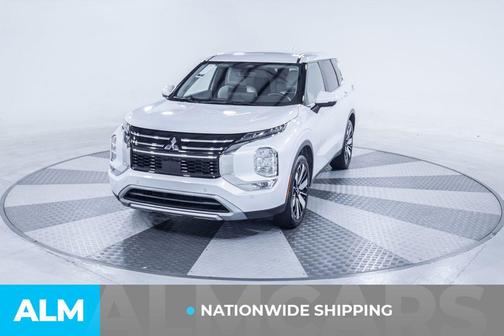 White Diamond 2025 Mitsubishi Outlander SE