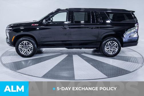 Black 2025 Chevrolet Suburban 4WD Z71