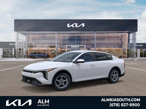 2025 Kia K4 LXS