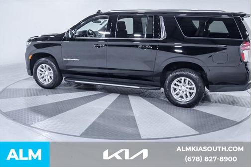 2023 Chevrolet Suburban LT