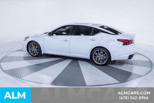 2023 Nissan Altima SR VC-Turbo FWD