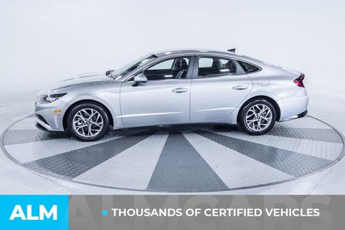 Shimmering Silver Pearl 2020 Hyundai SONATA SEL