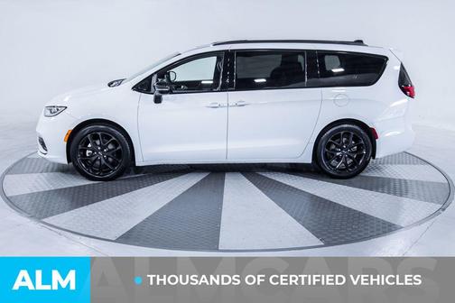 2025 Chrysler Pacifica Limited