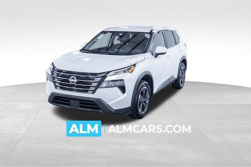 Everest White Pearl 2025 Nissan Rogue SV