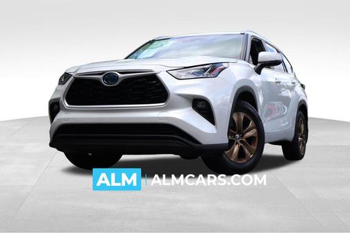 2023 Toyota Highlander Hybrid XLE