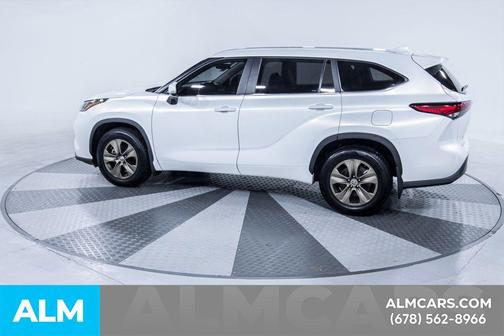 2023 Toyota Highlander Hybrid XLE