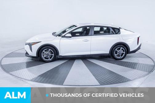 Snow White Pearl 2025 Kia K4 LXS