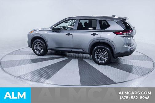 Gun Metallic 2024 Nissan Rogue S