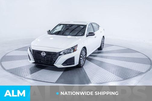 Glacier White 2025 Nissan Altima 2.5 SV