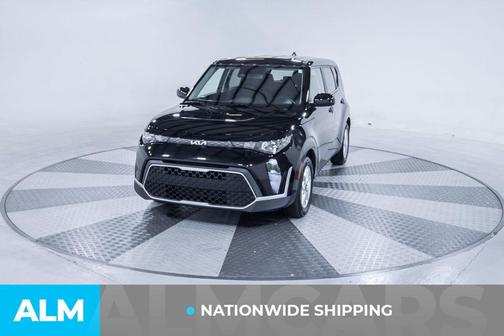 Fusion Black 2025 Kia Soul LX