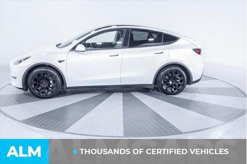 2021 Tesla Model Y Standard Range Rear-Wheel Drive