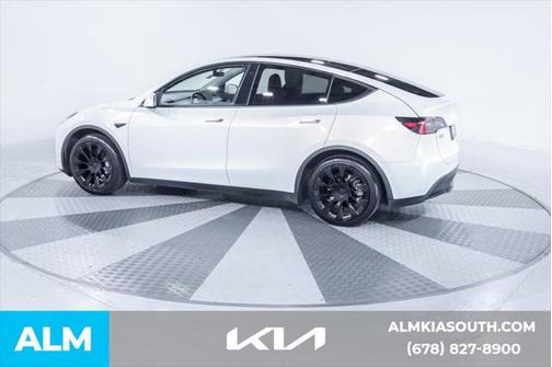 2021 Tesla Model Y Standard Range Rear-Wheel Drive