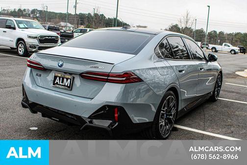 Brooklyn Grey Metallic 2025 BMW i5 eDrive40