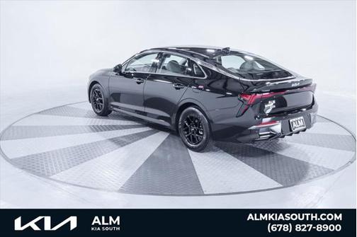 2025 Kia K5 LXS