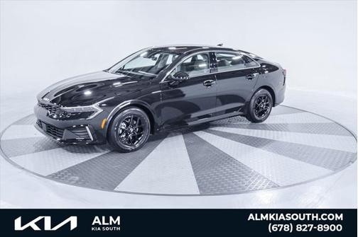 2025 Kia K5 LXS