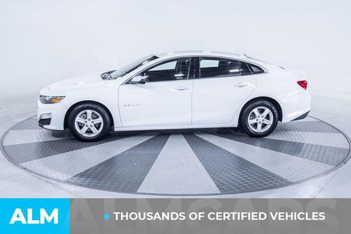 Summit White 2024 Chevrolet Malibu FWD 1LT