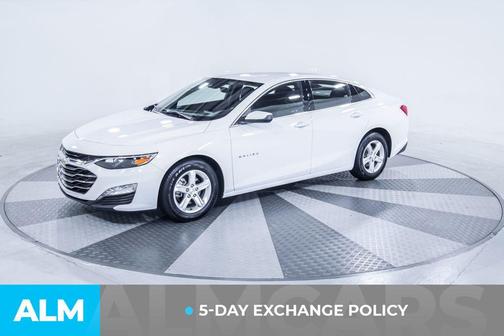 Summit White 2024 Chevrolet Malibu FWD 1LT