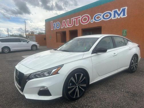 2021 Nissan Altima SR FWD