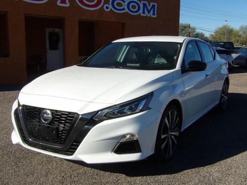 2021 Nissan Altima SR FWD