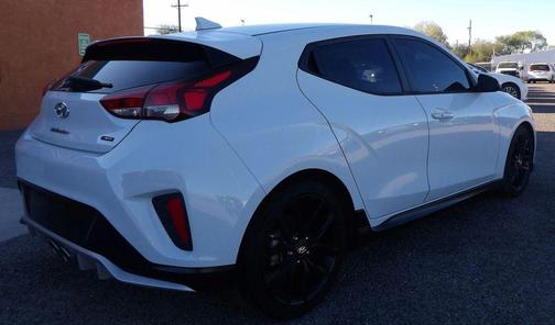 2019 Hyundai Veloster Base