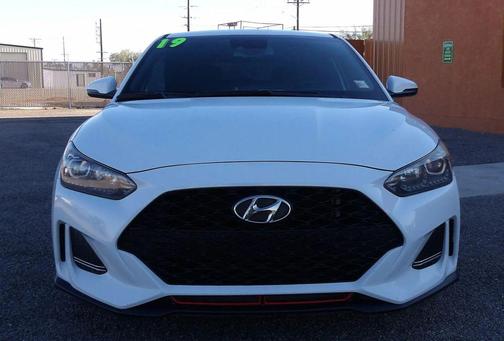 2019 Hyundai Veloster Base