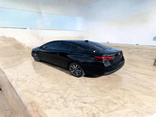 2021 Nissan Versa 1.6 SV