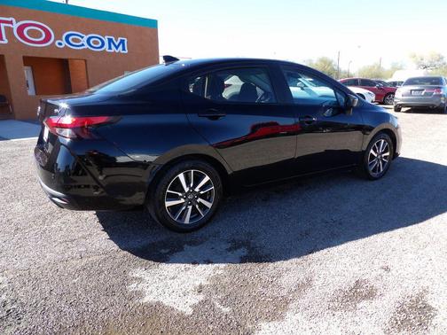 2021 Nissan Versa 1.6 SV