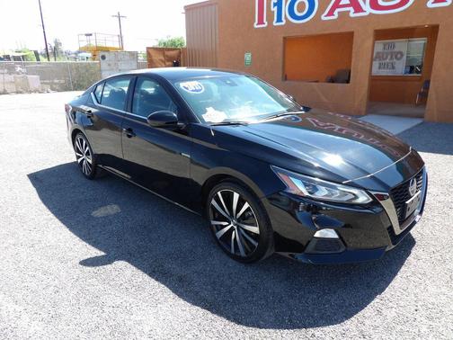 Super Black 2021 Nissan Altima SR FWD