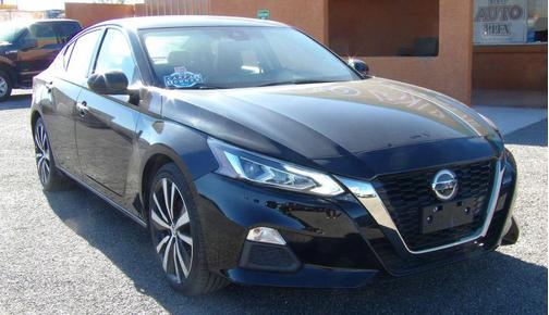 2021 Nissan Altima SR FWD