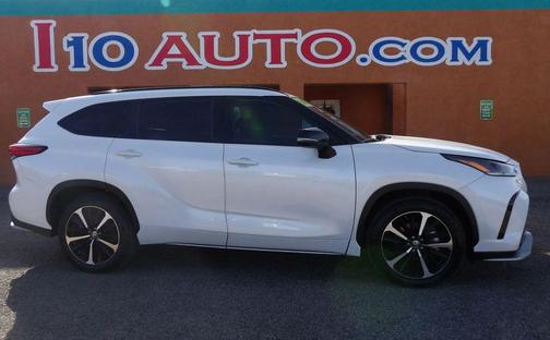 2022 Toyota Highlander XSE