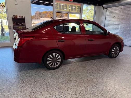 2016 Nissan Versa 1.6 S+