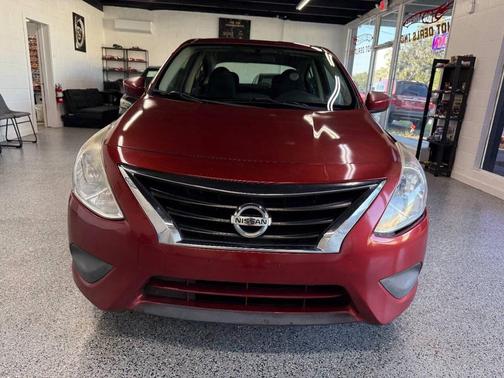 2016 Nissan Versa 1.6 S+