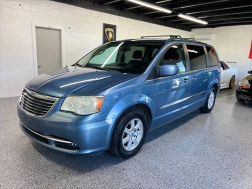 2011 Chrysler Town & Country Touring