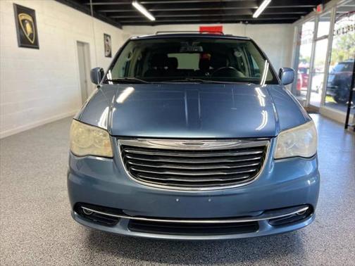 2011 Chrysler Town & Country Touring