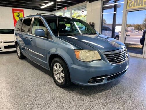 2011 Chrysler Town & Country Touring